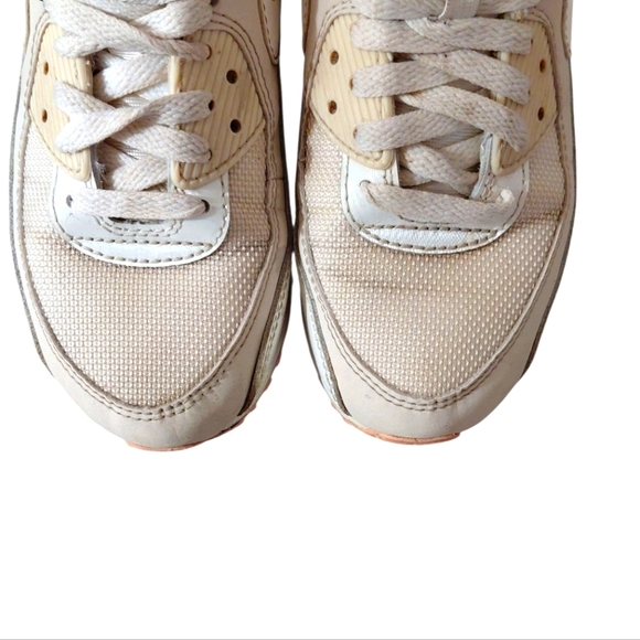 Nike Tan And White Air max 90 Women's Sneakers Size 7 - Picture 12 of 13
